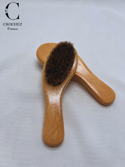 Hat brush