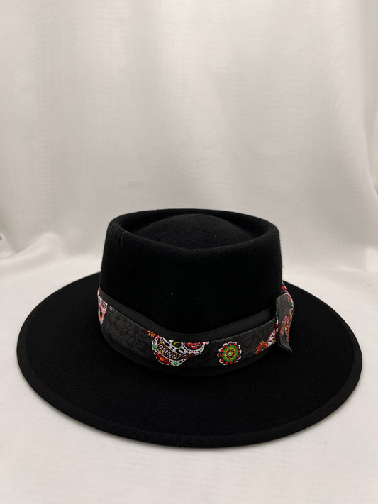 Mixed “Calavera” hat