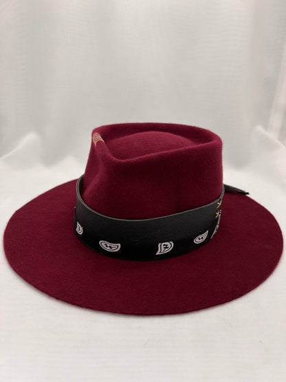 Mixed “Merlot” hat