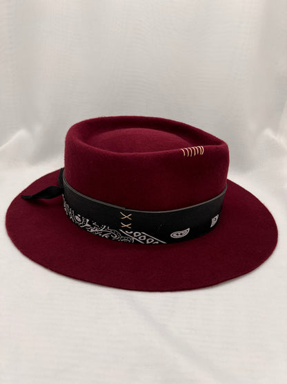 Mixed “Merlot” hat