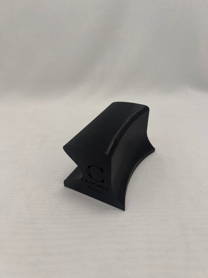 lissoir à chapeau, vue général, outil de chapelier, foot toliker, vue de biais logo